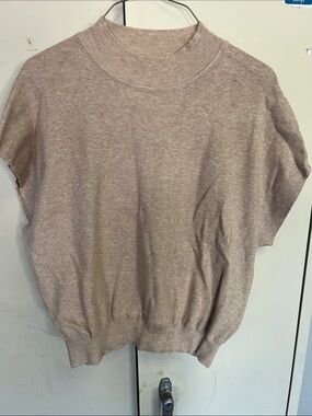 eesome Beige Short-Sleeve Knit Sweater